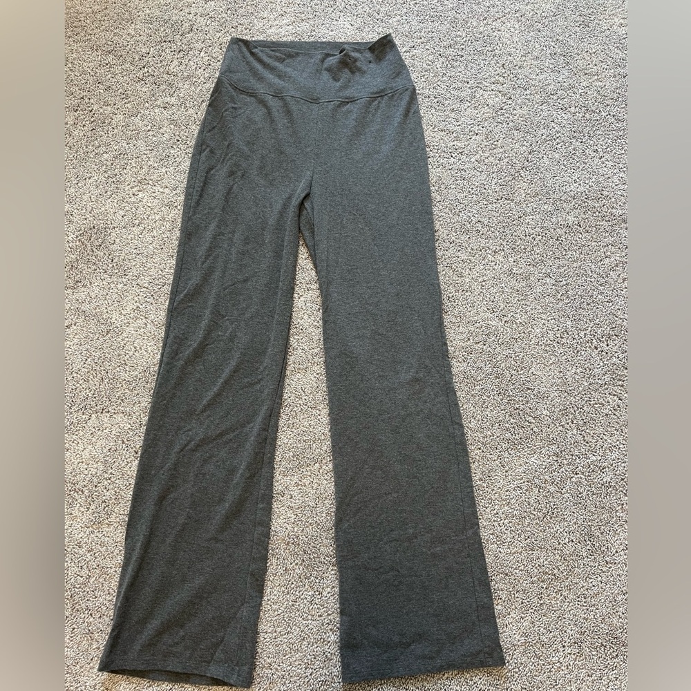 Women’s Size Large Grey Simply Vera Vera Wang Bootcut Legging